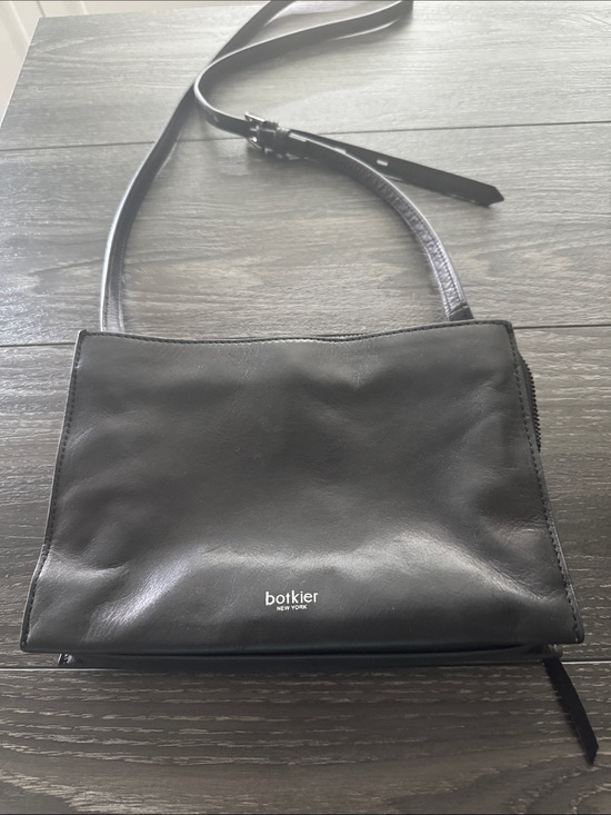 Botkier Handbags - Botkier Leather Black Crossbody Shoulder Bag